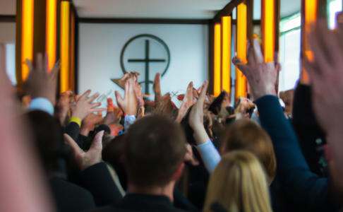 33 – Die Rolle der Musik im Gottesdienst und im geistlichen Leben – Lobpreis als Gebet mit Musik